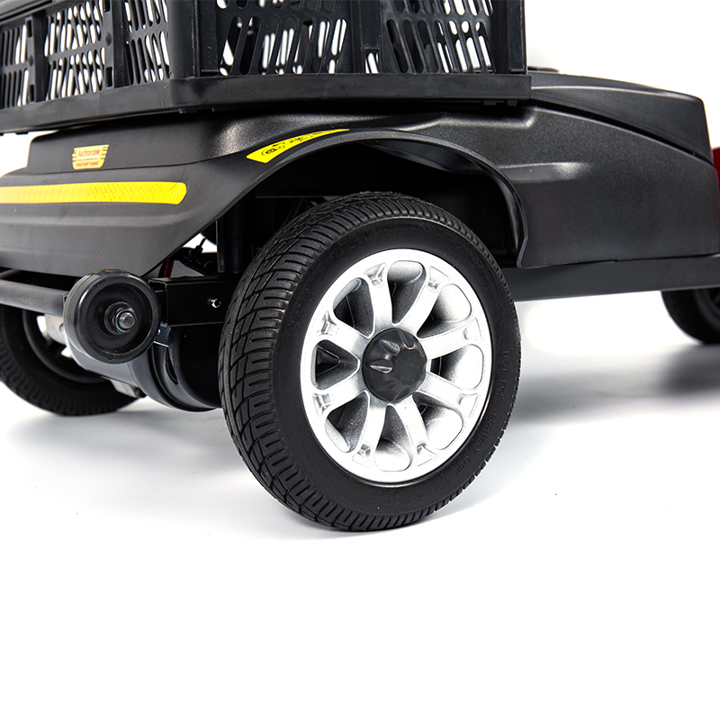 Scútar Soghluaisteachta 4-Roth Éadrom YL-02 do Sheanóirí, ar a bhfuil Suíochán Sclóine 360°