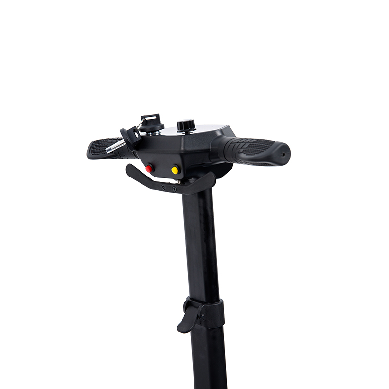 YL-211 Scútar Leictreach Turasóireachta 4 Roth do Sheanóirí le Ceannlampa LED, Ciseán